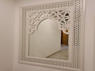 مراية كبيرة