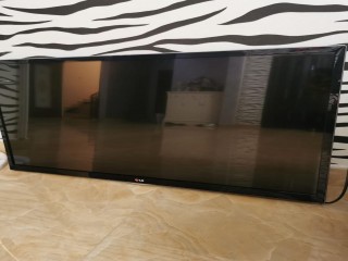 تلفزيون LG 42 بوصه