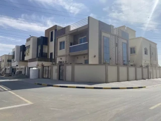 فيلا جديدة للبيع في الحليو 2 