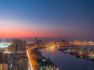 للبيع بناية بمنطقة النعيمية