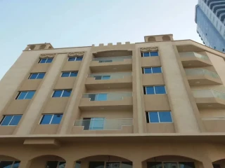 للبيع بناية سكني تجاري في النخيل 2 /عجمان