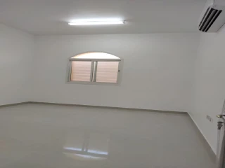 فيلا للإيجار الشامخة مقابل مكاني مول 