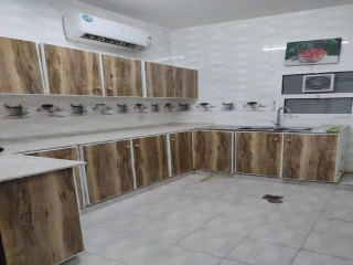 شقة للإيجار بالشامخة مقابل معارض السيارات
