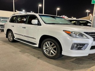 لكزس LX570 موديل:2013