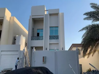 للبيع فيلا جديدة في الروضة/عجمان