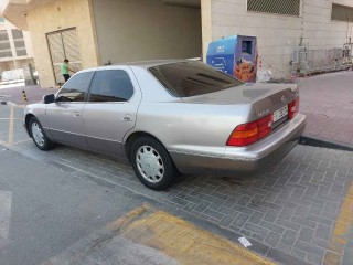 لكزس LS400 موديل 98