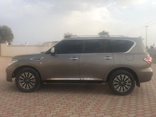 للبيع نيسان تيتانيوم موديل 2014