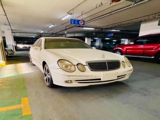 للبيع مارسيدس E500 مديل 2004
