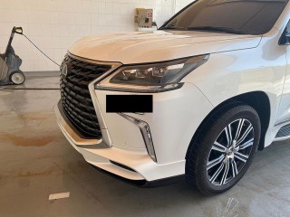 للبيع استيشن لكزس LX570 خليجي 