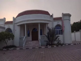 للإيجار فيلا أرضية في الطويه/العين