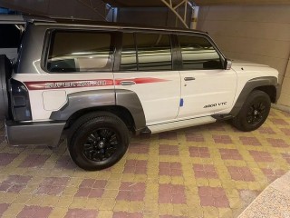 للبيع نيسان فتك موديل 2008 محول 2020 كامل