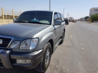  لكزس استيشن موديل 2001