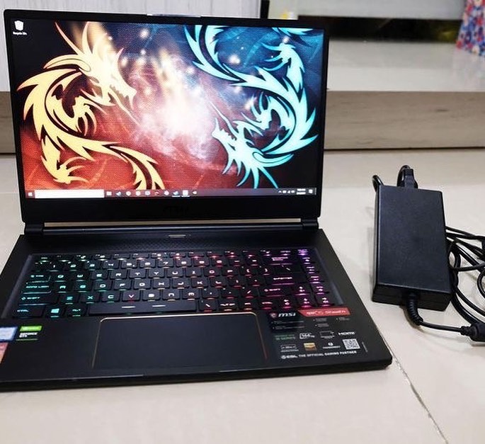 MSI GS65 9SD STEALTH(SLIM)
