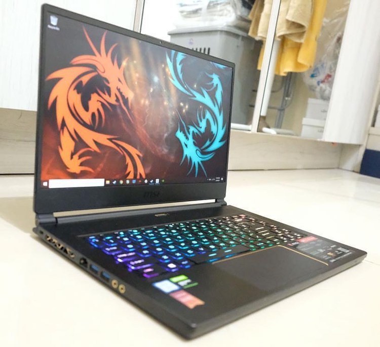 MSI GS65 9SD STEALTH(SLIM)