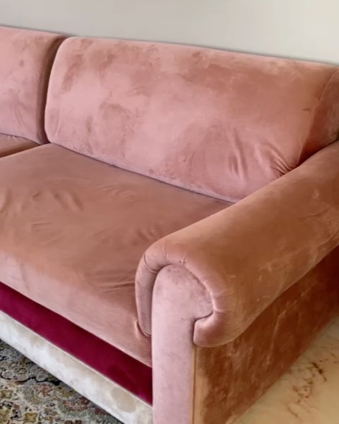 طاولة طعام+جلسة كنب +سرير اطفال +مكتبة زاوية