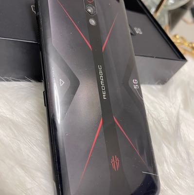 ريد ماجيك 5G 8 ram 128 g