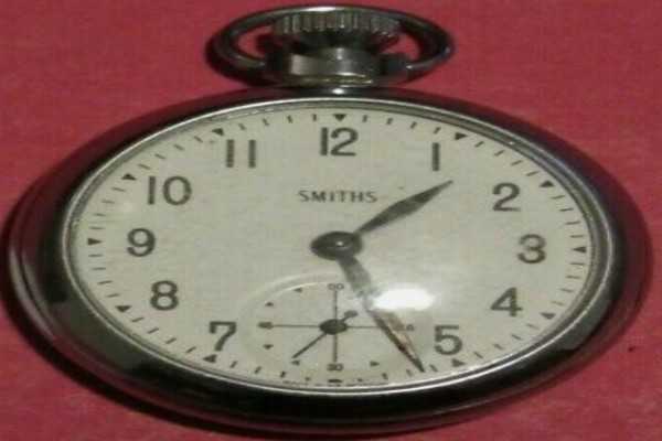 ساعة نادرة قدیمیة جدا سنه 1939 Antique watch