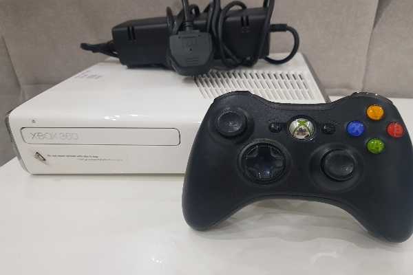 Xbox 360 500gb 60 games