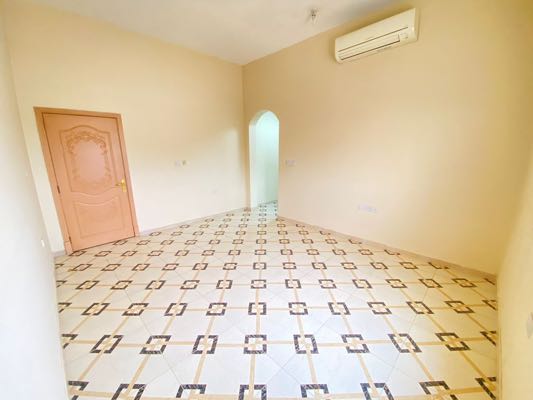 شقه طابق ارضي بن ياس الغابات 3 غرف ومجلس 