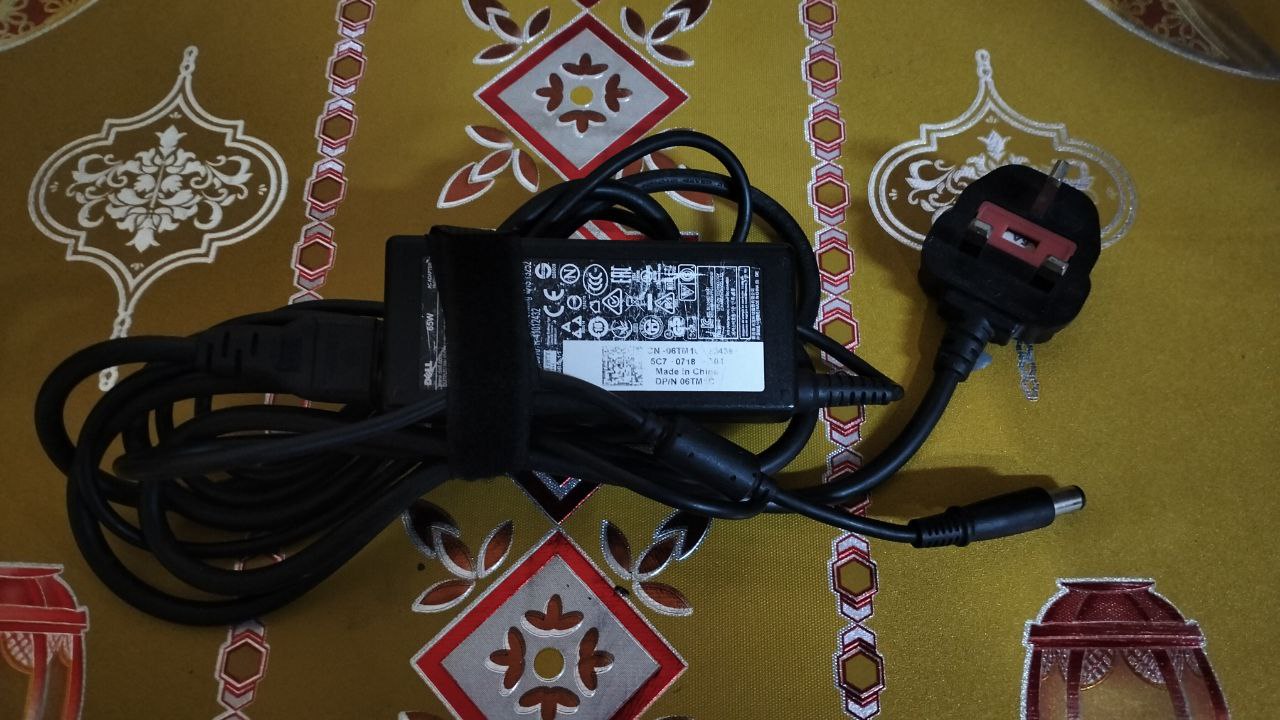   5 Laptops Bundle for Sale (Repair / Parts) + Accessories