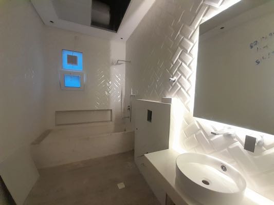 للايجار فيلا مدينة الرياض موقع مميز قريب الخدمات وقريب مخرج بني ياس تشطيب vip حجر خارجي الفيلا سمارت 